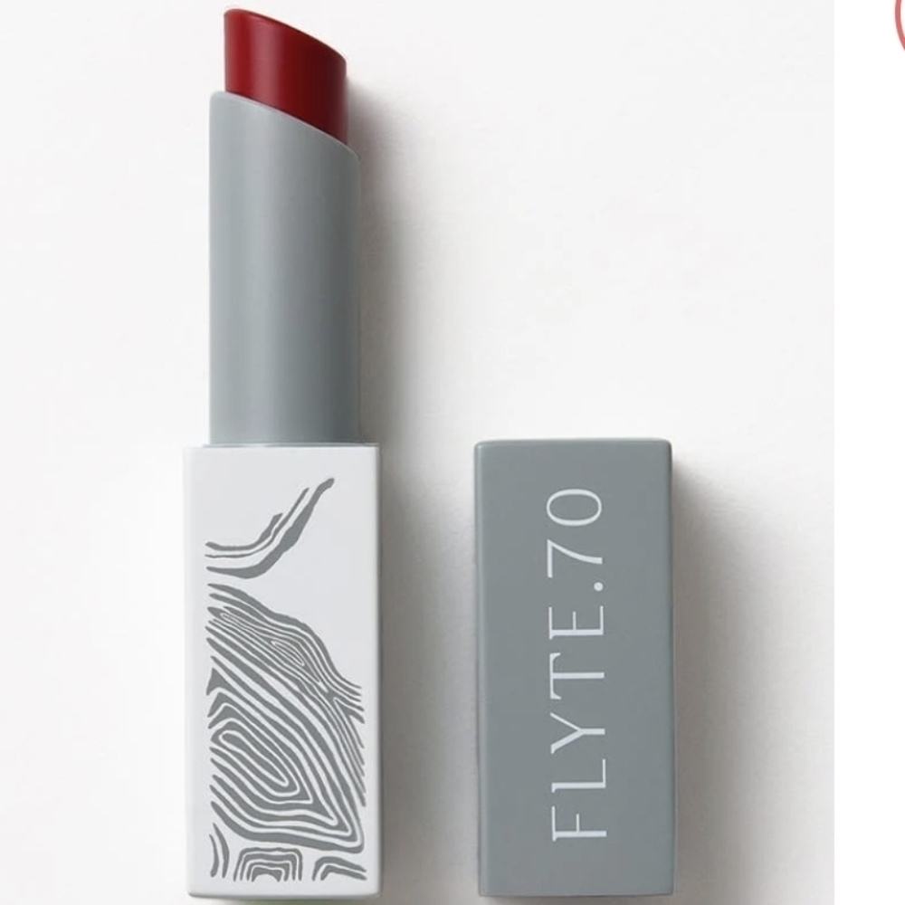 NIB FLYTE.70 B+B LipBlot-Red Skies